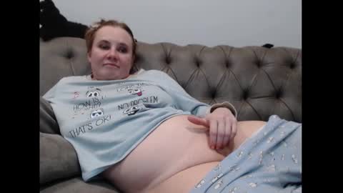 queenmymind online show from January 26, 2025, 8:45 pm