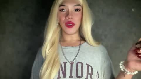 QUEEN online show from February 10, 2026, 3:21 am