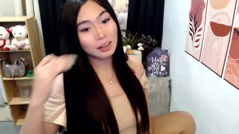 Mikka online show from April 4, 2026, 3:31 pm