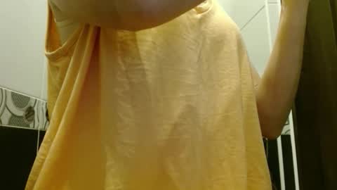 queenoftenderness online show from March 12, 2026, 8:26 pm