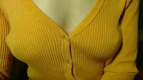 queenoftenderness online show from March 22, 2026, 8:01 pm