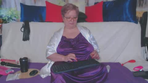 QueenPammy online show from February 6, 2026, 8:07 am