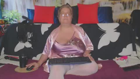 QueenPammy online show from March 22, 2026, 6:06 am