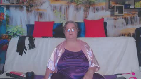 QueenPammy online show from April 2, 2026, 5:38 am