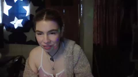 Queen Raven online show from July 15, 2026, 5:07 pm
