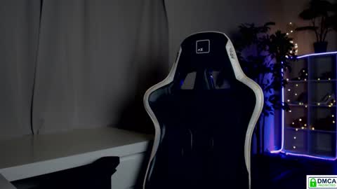 Queensy online show from January 11, 2026, 1:38 pm