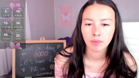 Snapshot of queitsharm_ chatting on May 30, 2026, 7:27 am Anna online show from May 30, 2026, 7:27 am