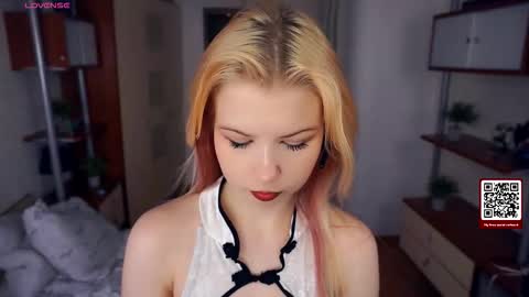 Tate online show from November 24, 2025, 4:23 am