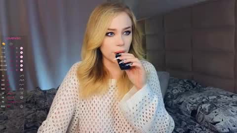 Teri  My favorite vibes 77 101 222 666 online show from February 14, 2025, 11:42 am