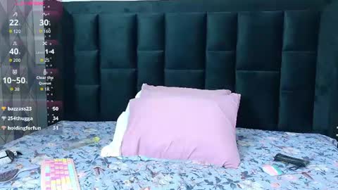 quickhookupp online show from June 14, 2026, 7:38 pm
