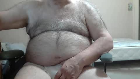 quietnshy2 online show from April 13, 2026, 2:06 am