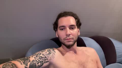 Snapshot of quriff chatting on October 18, 2025, 3:24 pm quriff online show from October 18, 2025, 3:24 pm