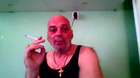 qwertyuiop22348015 online show from April 13, 2026, 11:59 am