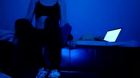 rabyrrbaby online show from March 7, 2026, 8:11 am