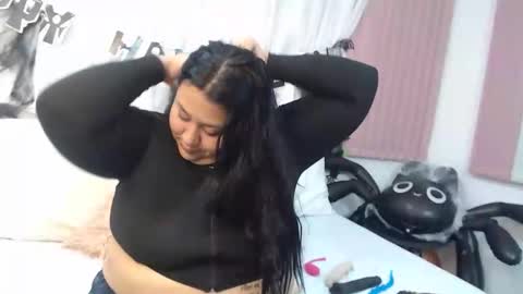 Snapshot of racheel_smith chatting on October 15, 2025, 10:15 am rachel online show from October 15, 2025, 10:15 am
