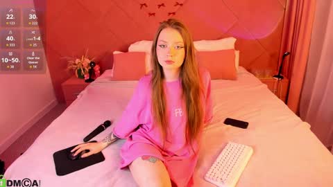 rachel_fernardi online show from April 2, 2026, 11:35 pm