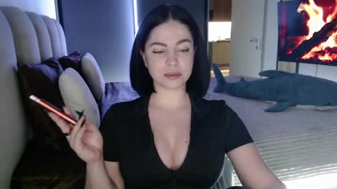 Call me Miss. online show from April 24, 2026, 8:22 pm