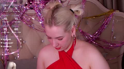 Snapshot of rachelcart chatting on December 16, 2024, 7:58 am RachelCart online show from December 16, 2024, 7:58 am