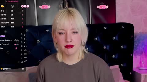 Snapshot of rachelcart chatting on January 31, 2025, 4:03 am RachelCart online show from January 31, 2025, 4:03 am