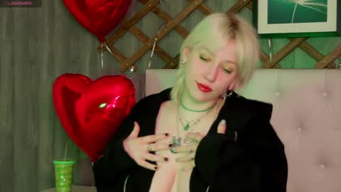 Snapshot of rachelcart chatting on February 15, 2025, 4:03 am RachelCart online show from February 15, 2025, 4:03 am