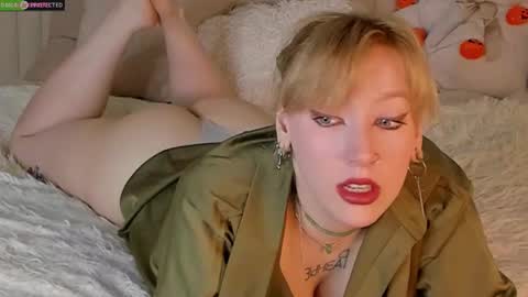 Snapshot of rachelcart chatting on October 18, 2025, 3:31 am RachelCart online show from October 18, 2025, 3:31 am