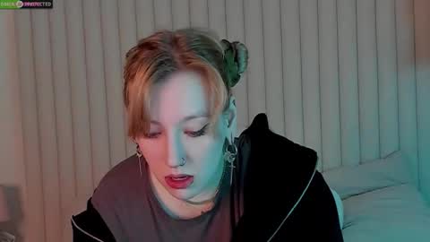 RachelCart online show from November 26, 2025, 3:07 am