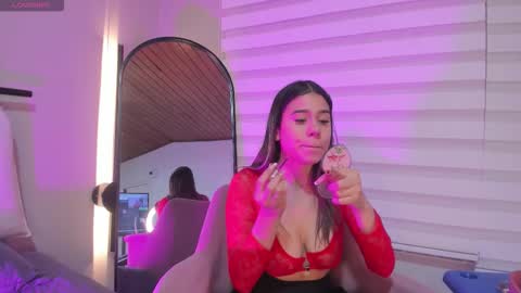 Snapshot of rachell_criss chatting on February 26, 2026, 4:44 am Rachell online show from February 26, 2026, 4:44 am