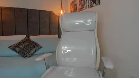 Rachel online show from March 3, 2025, 7:28 pm