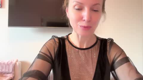 Rachel online show from March 5, 2025, 1:39 pm