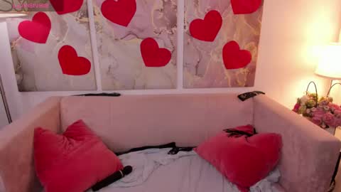 Snapshot of rachelpirce chatting on February 16, 2025, 5:48 am Rachel online show from February 16, 2025, 5:48 am