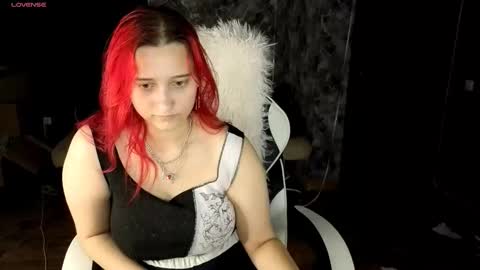 Snapshot of rachelpirce chatting on October 27, 2025, 5:28 pm Rachel online show from October 27, 2025, 5:28 pm