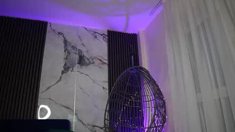 Ann online show from November 19, 2025, 5:07 am