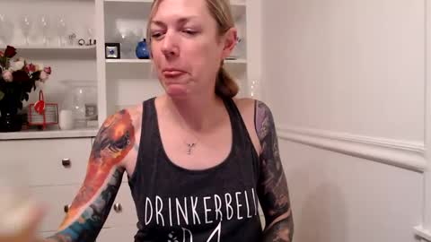 Racy Tracy online show from January 27, 2025, 5:36 am