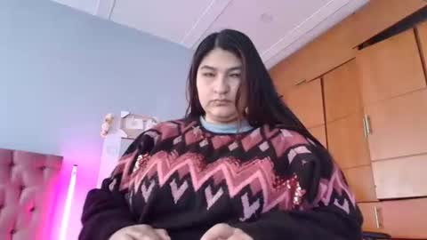 radiantgoddes online show from January 3, 2025, 1:03 pm