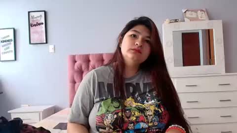 radiantgoddes online show from February 14, 2025, 1:08 pm