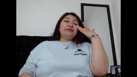 radiantgoddes online show from January 16, 2026, 3:38 pm