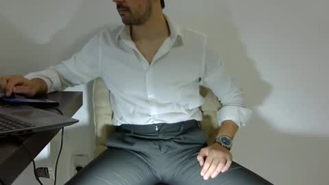 elenacam online show from January 16, 2026, 9:24 am