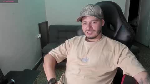 Snapshot of ragnar_lothbrok77 chatting on September 24, 2025, 12:03 am ragnar_lothbrok77 online show from September 24, 2025, 12:03 am