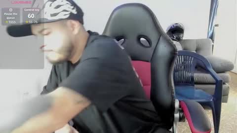 ragnar_lothbrok77 online show from February 5, 2026, 9:52 pm