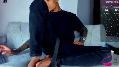 Andres H online show from March 7, 2025, 8:02 am