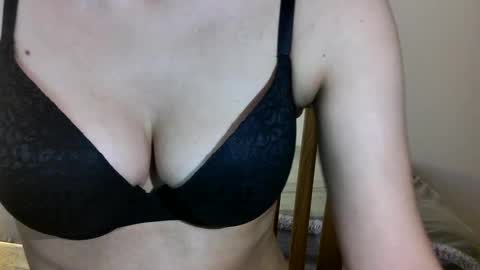 Snapshot of rahel_barbara chatting on February 3, 2025, 12:47 pm rahel_barbara online show from February 3, 2025, 12:47 pm