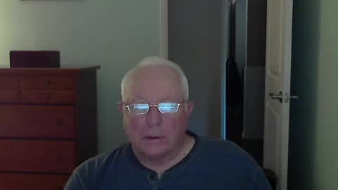 Snapshot of raiderman215 chatting on June 19, 2026, 10:24 pm raiderman215 online show from June 19, 2026, 10:24 pm