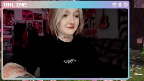 Kate online show from November 9, 2025, 8:51 pm