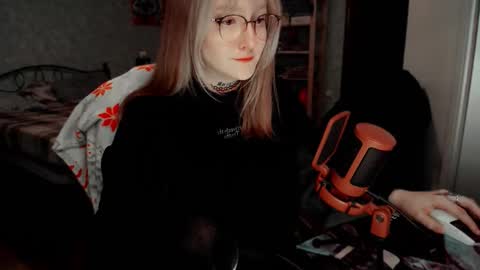 Kate online show from March 25, 2026, 2:06 am