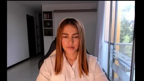 Jennyindependent model . online show from September 14, 2025, 8:52 pm