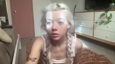 Snapshot of rainbowbaby333 chatting on November 29, 2025, 8:56 pm rainbowbaby333 online show from November 29, 2025, 8:56 pm