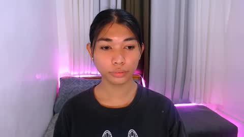 raindrizzle1706 online show from February 18, 2026, 5:53 pm