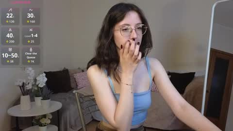 Snapshot of rainybella chatting on May 20, 2026, 7:47 am rainybella online show from May 20, 2026, 7:47 am