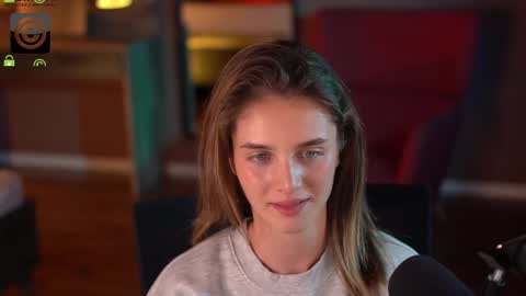 Snapshot of raisadoll chatting on November 9, 2025, 7:01 pm Raisa online show from November 9, 2025, 7:01 pm