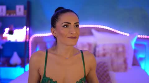 RaisaVawn online show from March 17, 2026, 6:50 am